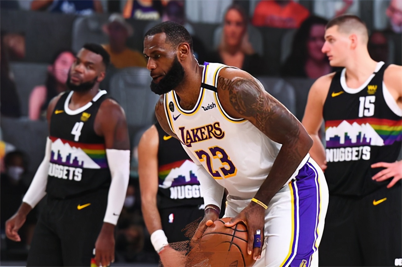 深圳队鏖战广东队,詹姆斯高光表现 深圳队鏖战广东队,詹姆斯高光表现