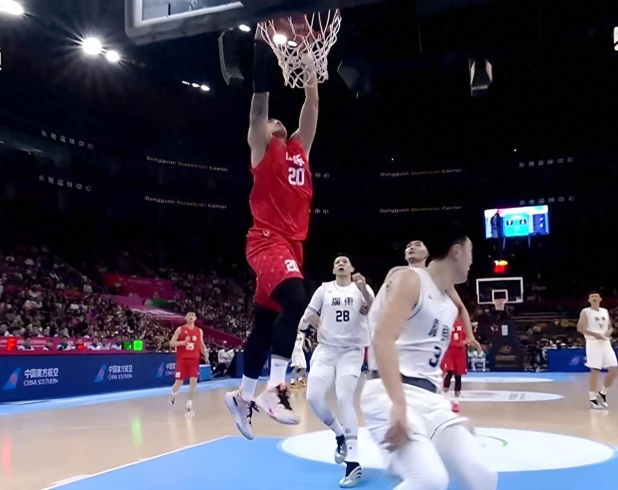 浙江队力克江苏队,陶汉林高光表现 浙江队力克江苏队,陶汉林高光表现