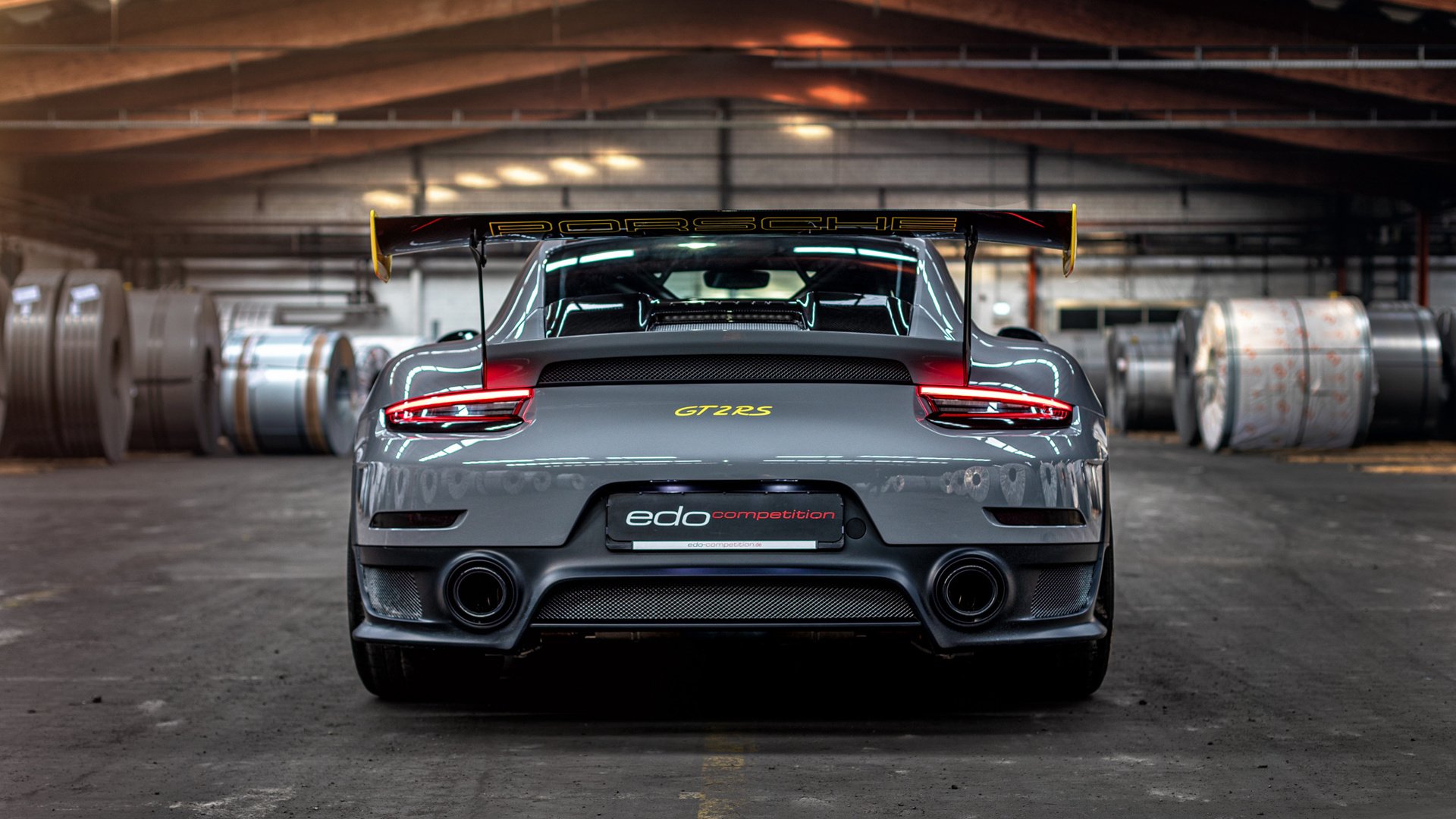 开云sport-孤峰之上，当世界排名争夺战陷入绝境，C罗用39岁的双腿扛起整个葡萄牙