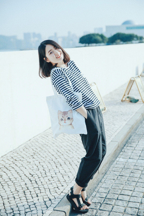 开云体育在线-交叉点上的压力，当F1收官战遇上库里时刻